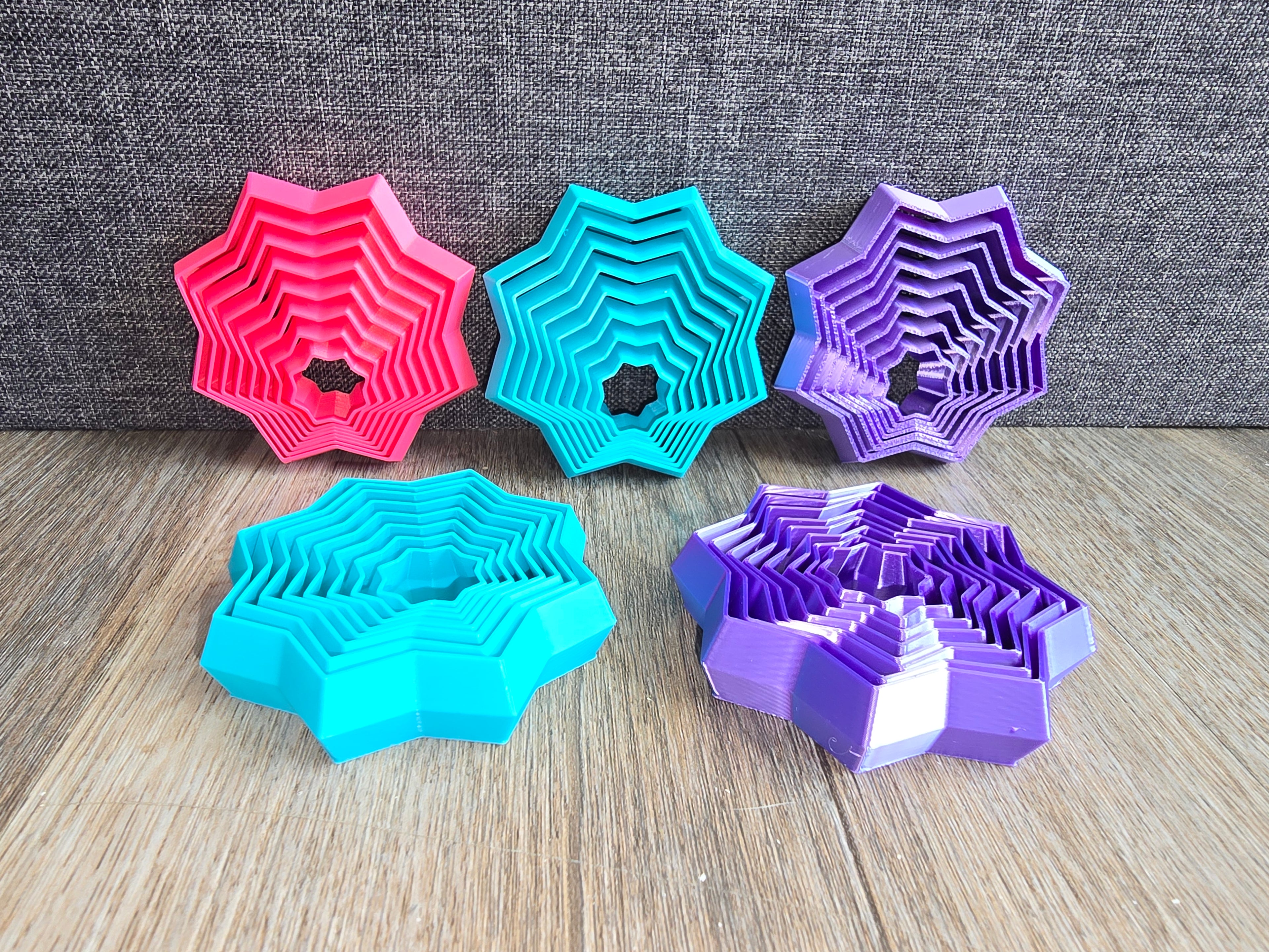 3D printed Star Fidgets