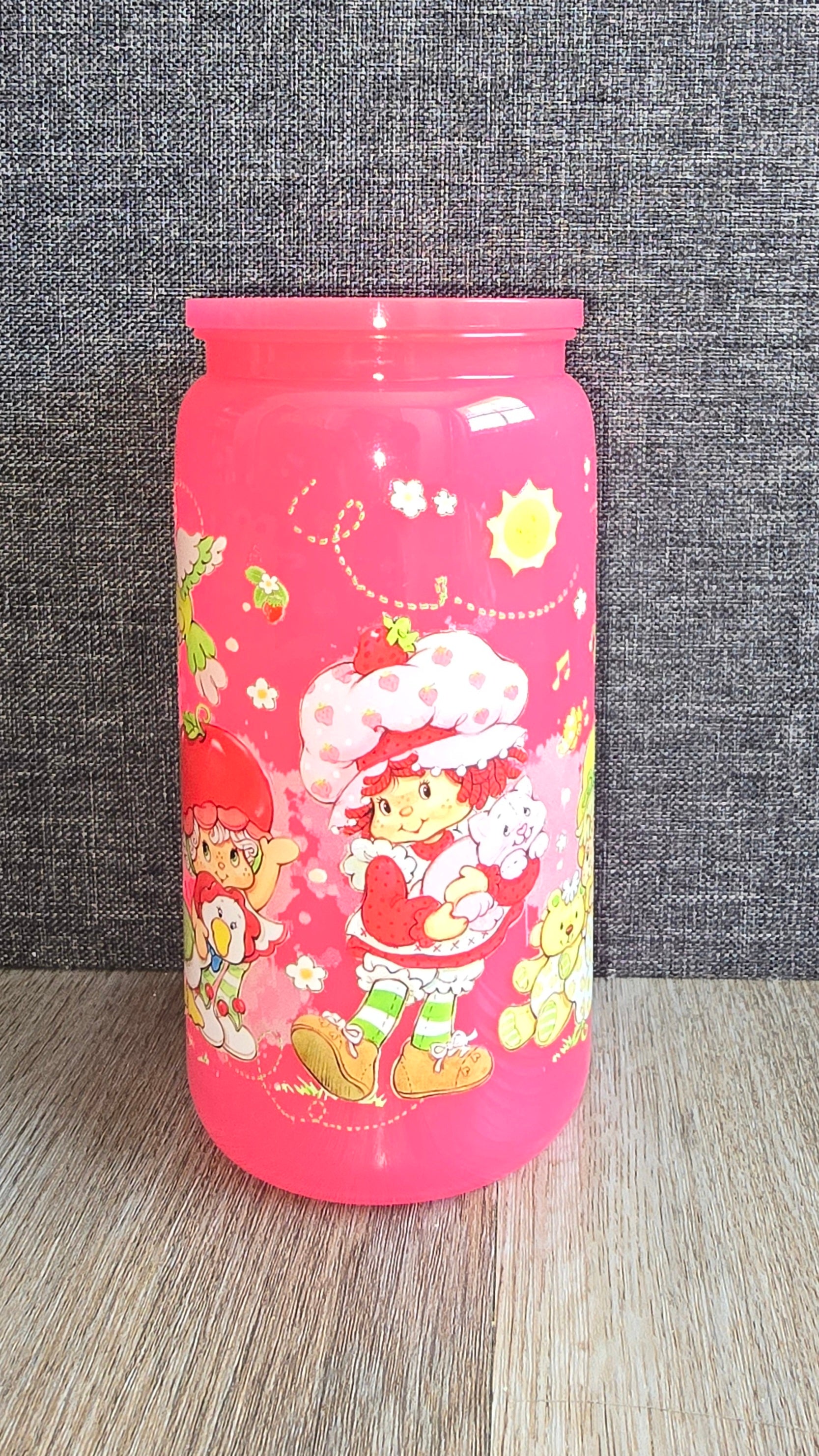 16oz Hot Pink Strawberry short cake tumbler