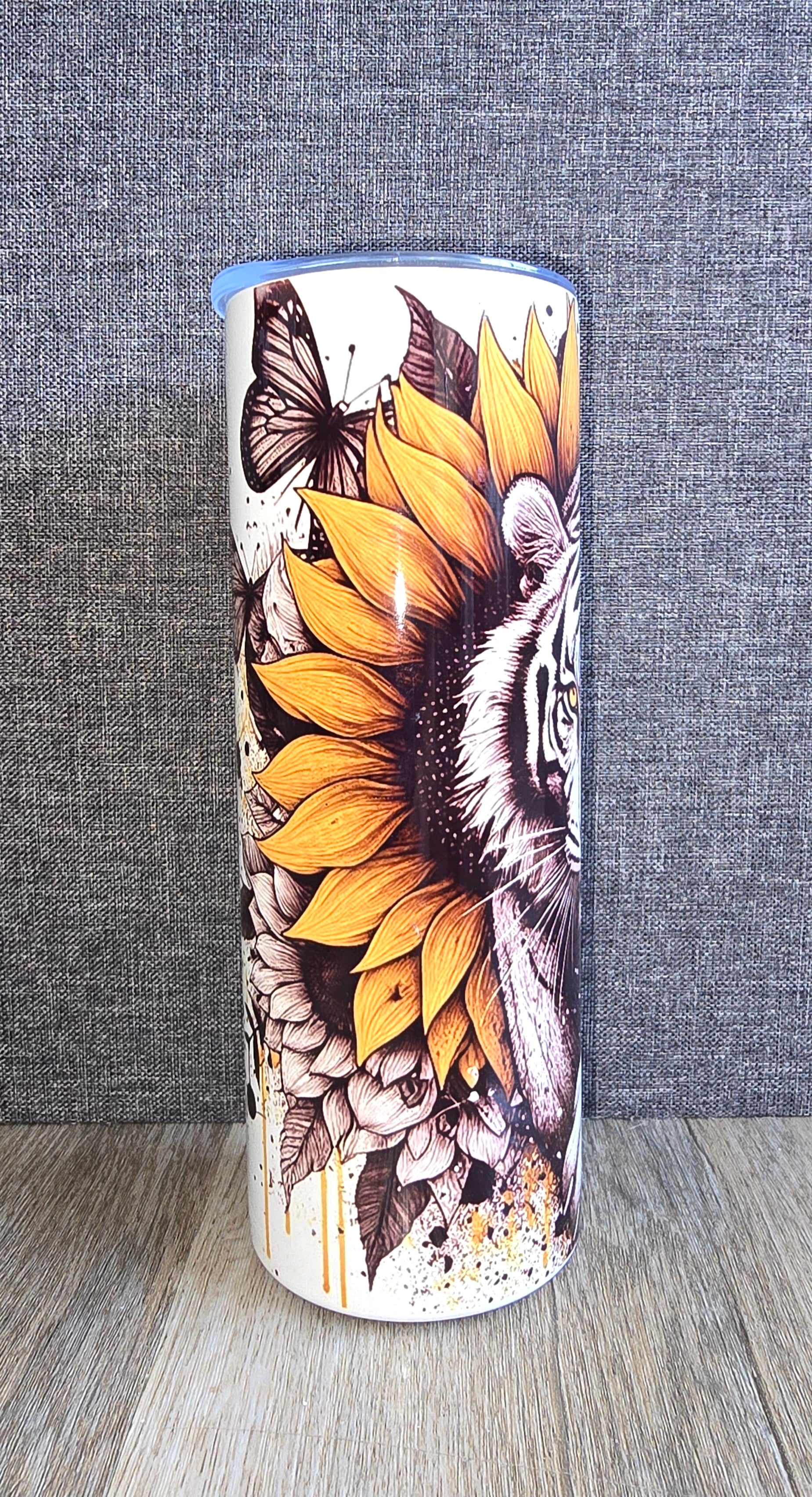 20oz White Tiger Tumbler