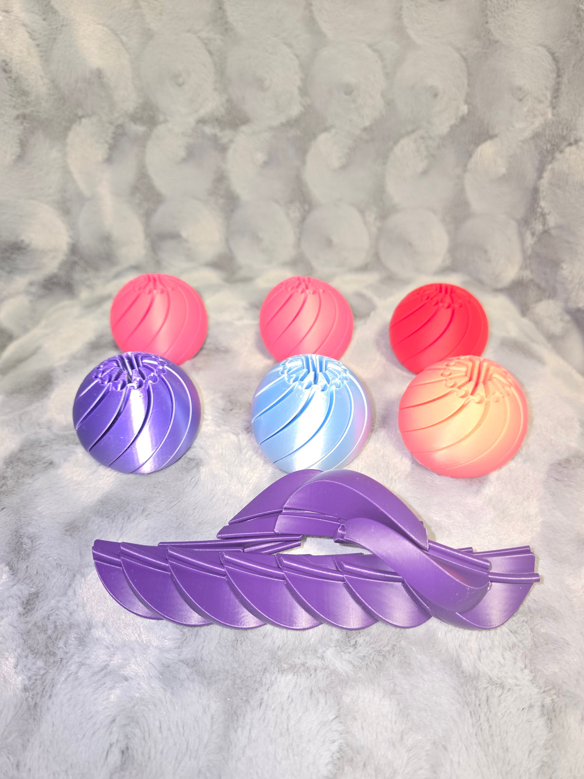 Spiral fidgets
